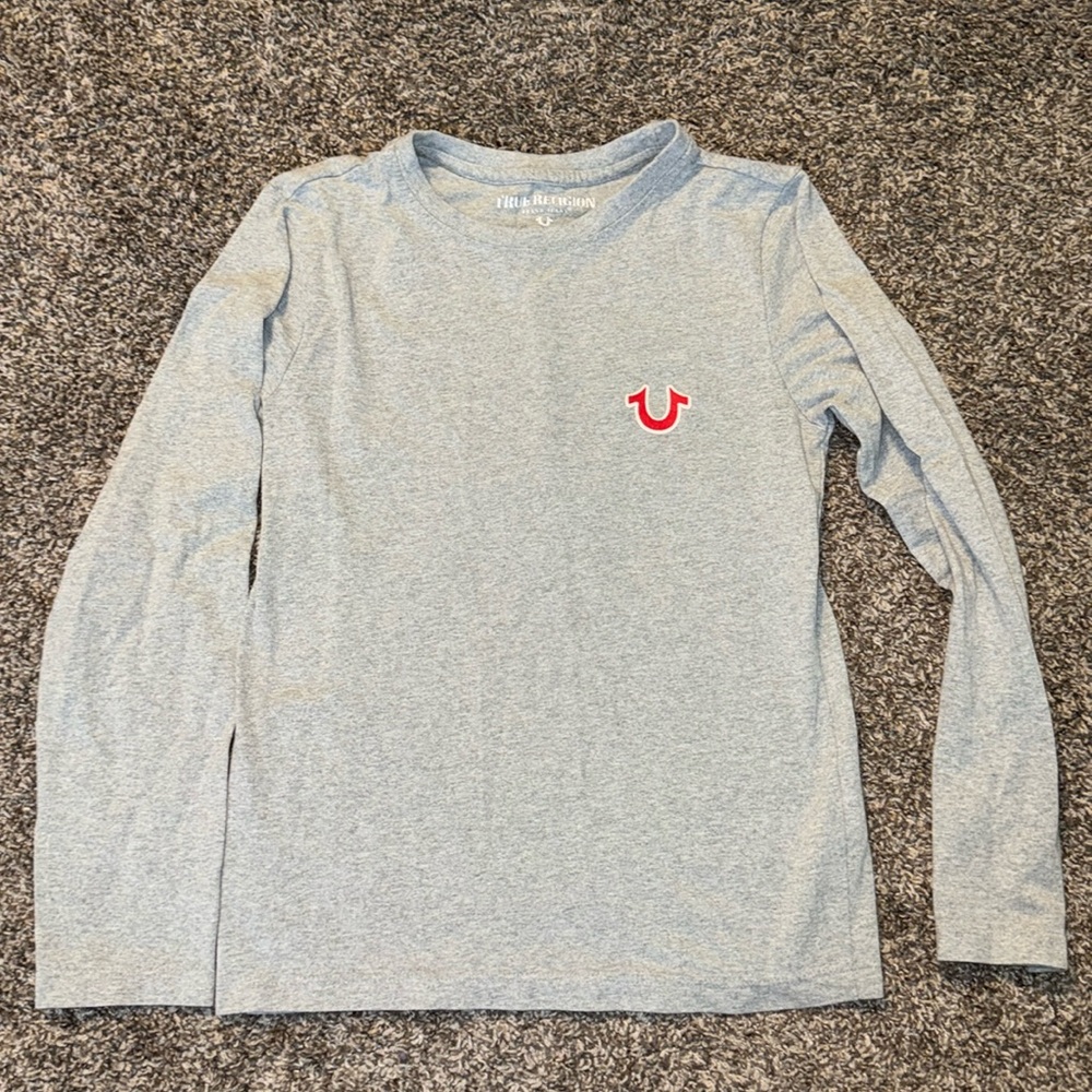 2/$10 True Religion boys size 8 Long sleeve Tshirt